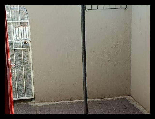 2 BEDROOM TOWNHOUSE FOR SALE IN GLEN MARAIS